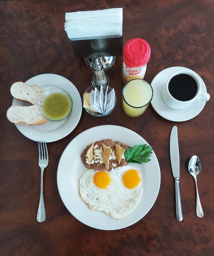 Hi Hotel Impala 케레타로 외부 사진